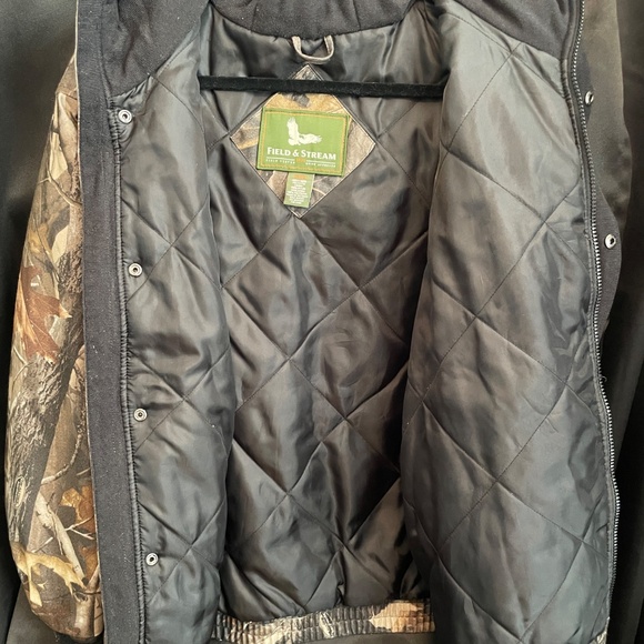 FIELD And STREAM Insulated Real Tree Hunting Coat - Size M - Picture 6 of 7
